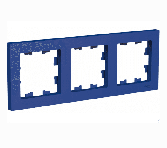 Рамка Schneider Electric AtlasDesign 3-местная аквамарин ATN001103