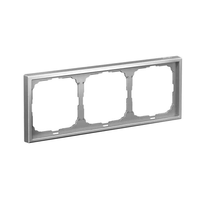 Дизайнерская рамка на 3 места (модуля) для выключателей или розеток Systeme Electric ArtGallery, цвет алюминий