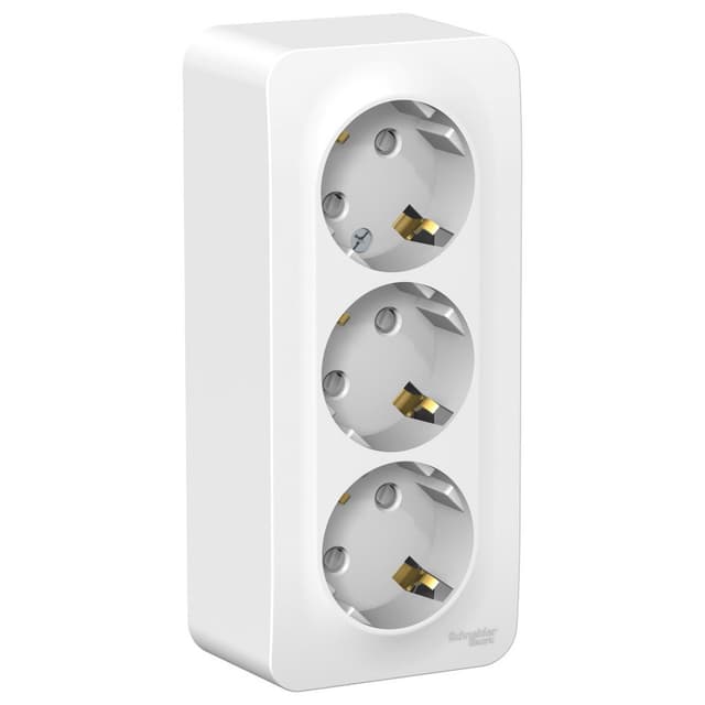 Розетка Systeme Electric (ранее Schneider Electric) BLANCA (белый, открытой установки) трехместная, с заземлением, шторками и изолирующей пластиной предназначена для сетей до 250В, на ток до 16А. Трехместная розетка позволяет подключить три устройства в одном месте. Шторки и заземление обеспечивают дополнительную безопасность. Корпус изделия выполнен из ABS-пластика.
