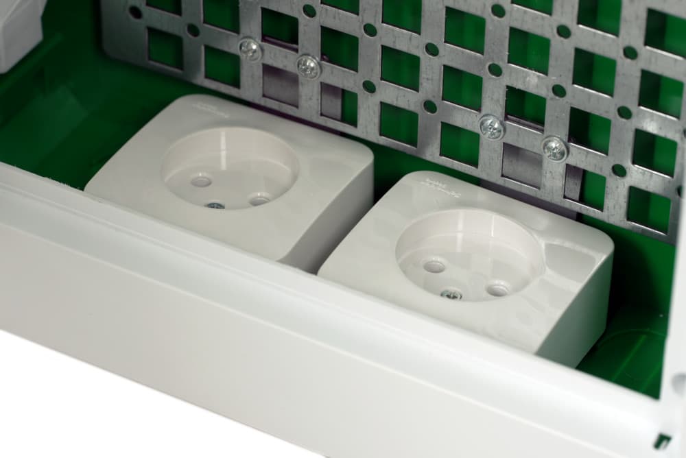 Бокс пластиковый встраиваемый слаботочный IT Systeme Electric City9 Box IT EZ9E312S2FIT - розетки в комплекте