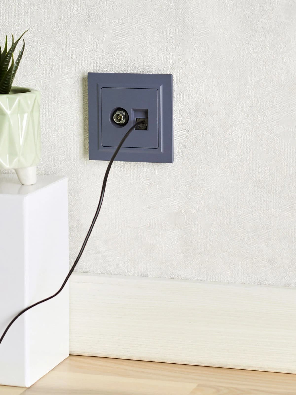 Розетка двойная TV + компьютерная IEK BRITE BR-AK20-1-K35 (маренго), фото 3