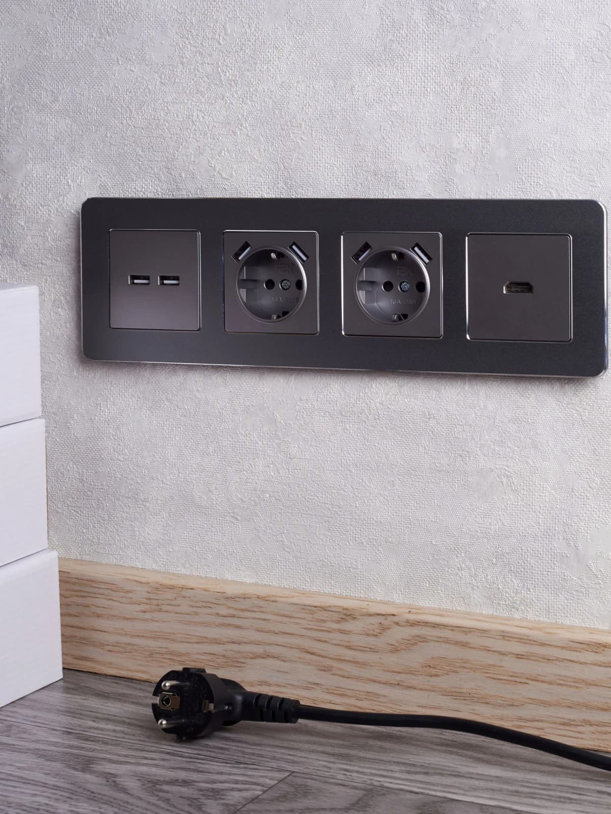 Розетка HDMI IEK BRITE BR-H10-K46 (сталь), фото 4