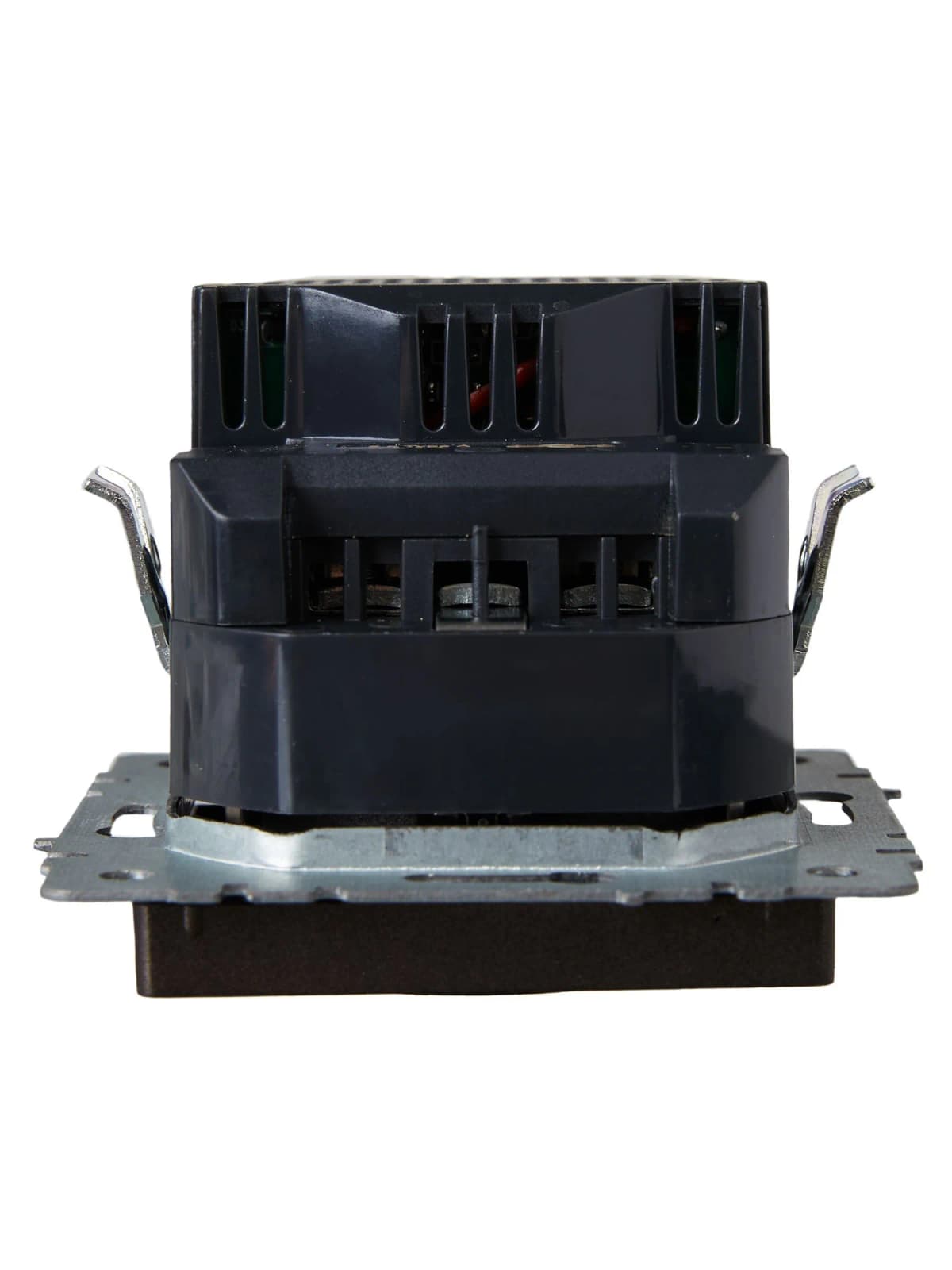 Розетка USB с заземлением и защитными шторками IEK BRITE BR-R14-16-U21-D21-K45 (бронза), фото 4