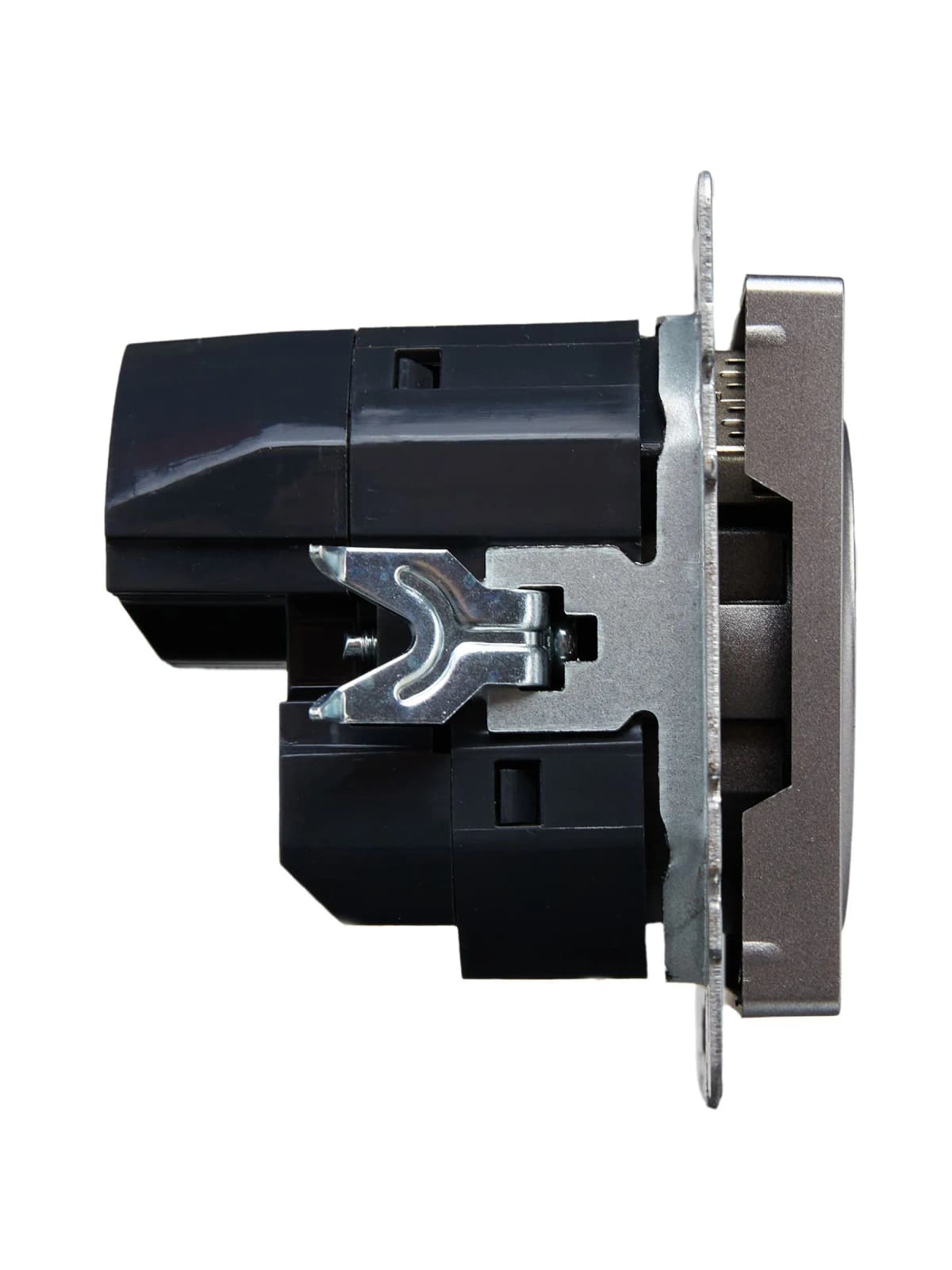 Розетка USB с заземлением и защитными шторками IEK BRITE BR-R14-16-U21-D21-K46 (сталь), фото 3