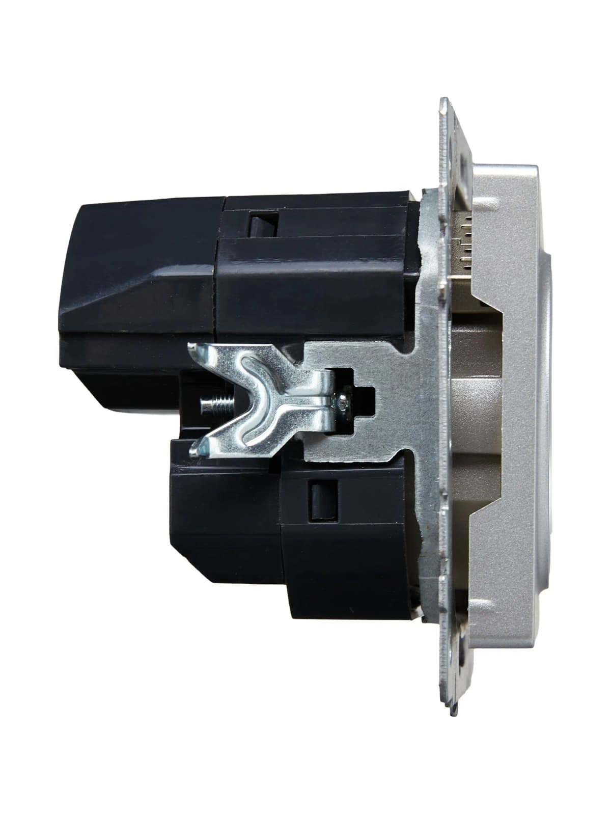 Розетка USB с заземлением и защитными шторками IEK BRITE BR-R14-16-U21-D21-K47 (алюминий), фото 4