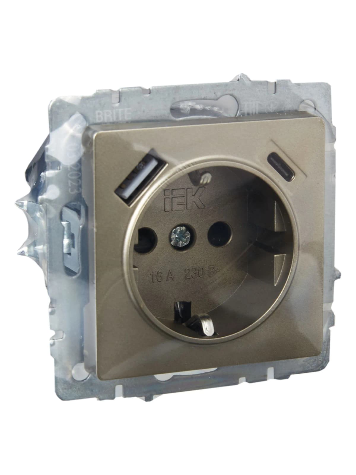 Розетка USB с заземлением и защитными шторками IEK BRITE BR-R14-16-U22-018-K37 (шампань), фото 2