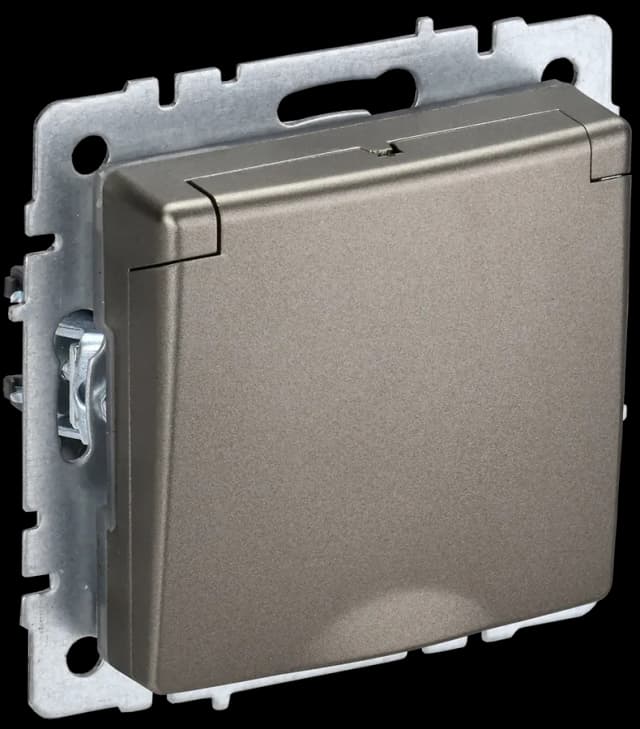 Розетка с заземлением, защитными шторками и крышкой IEK BRITE BR-R16-16-44-K37 (шампань)