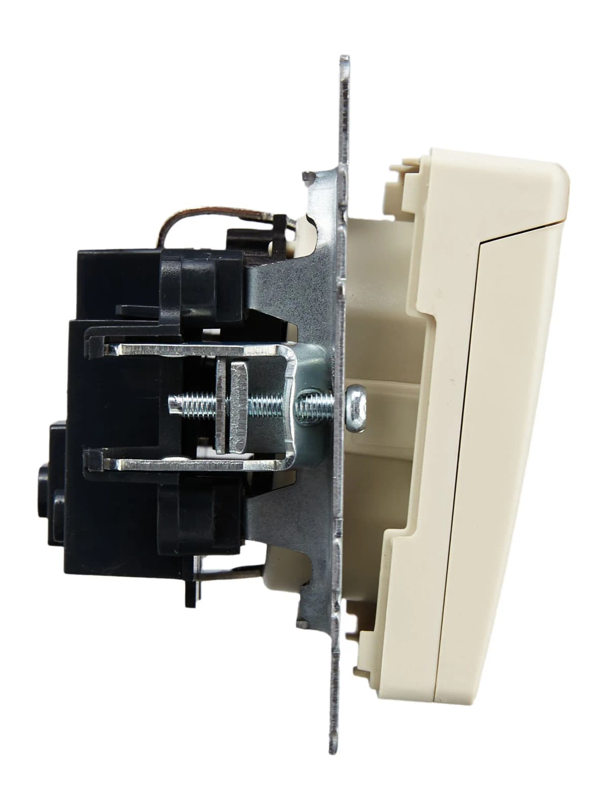 Розетка с заземлением, защитными шторками и крышкой IEK BRITE BR-R16-16-K10 (бежевый), фото 2