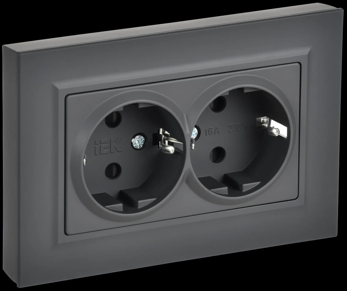 Розетка двойная с заземлением, защитными шторками и рамкой IEK BRITE BR-R28-16-K53-F (графит)