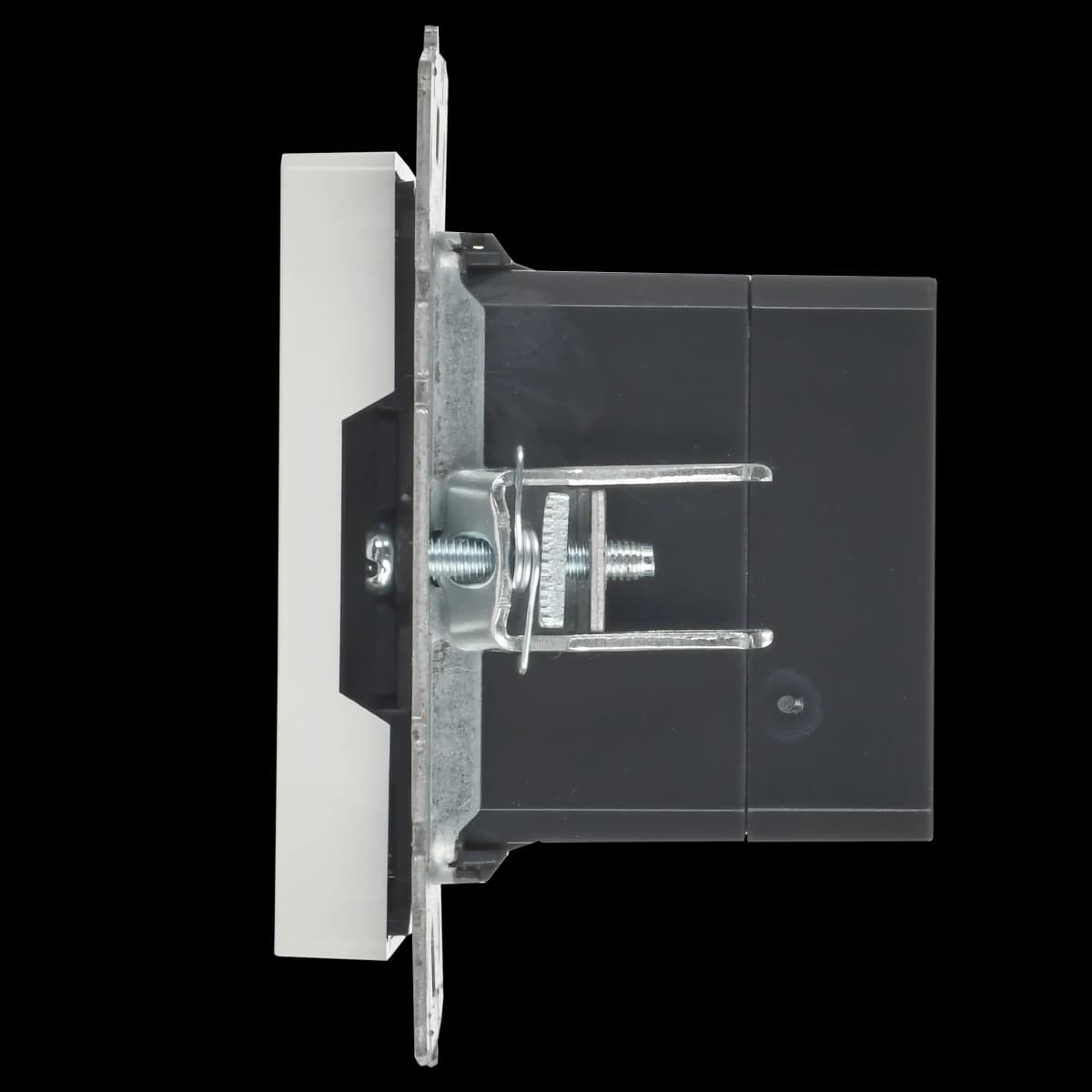 Розетка USB IEK BRITE BR-U22-018-K01 (белый), фото 3