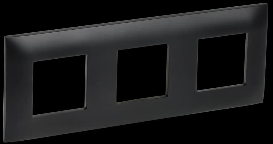 Рамка трёхместная IEK SKANDY SK-M32-K02 (черный)