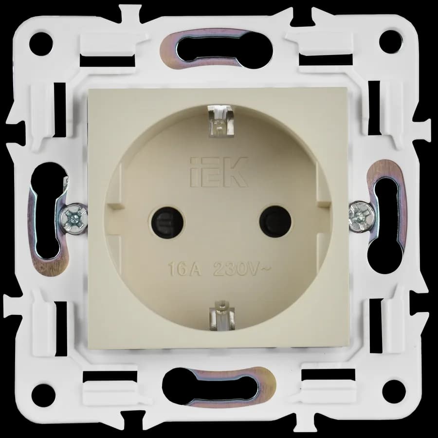 Розетка с заземлением и защитными шторками IEK SKANDY SK-R14-16-1-K10 (бежевый), фото 3