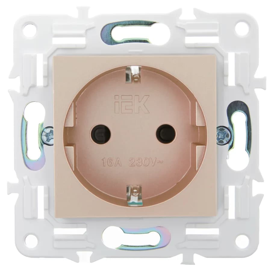 Розетка с заземлением и защитными шторками IEK SKANDY SK-R14-16-1-K98 (песочный), фото 3