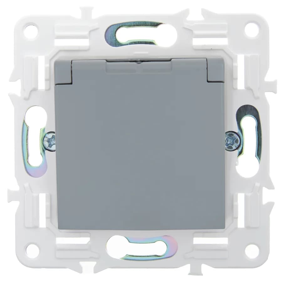 Розетка с заземлением, защитными шторками и крышкой IEK SKANDY SK-R16-16-44-K03 (серый), фото 3