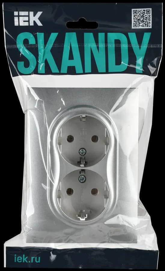 Розетка двойная с заземлением и рамкой IEK SKANDY SK-R21-16-K23-F (серебряный), фото 2