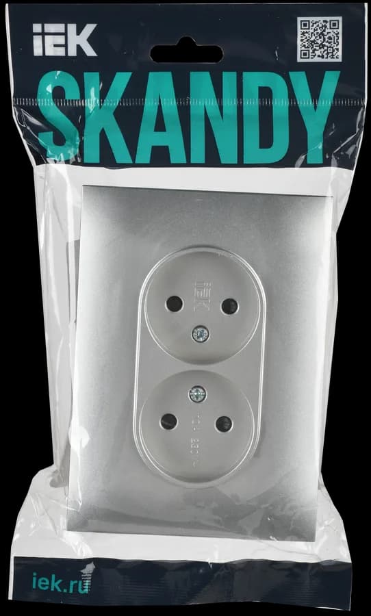 Розетка двойная без заземления с защитными шторками и рамкой IEK SKANDY SK-R23-10-K23-F (серебряный), фото 2
