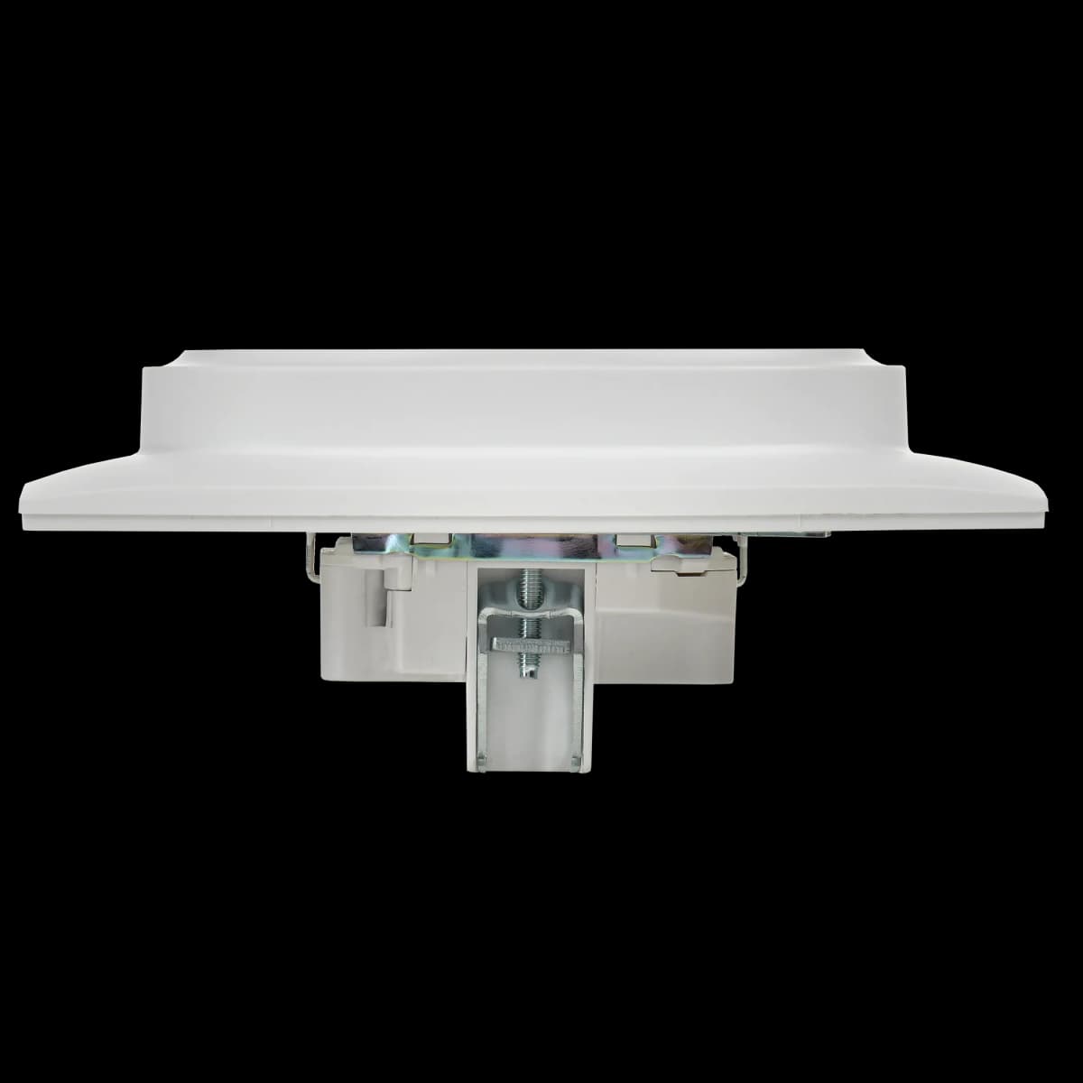 Розетка двойная с заземлением, защитными шторками и рамкой IEK SKANDY SK-R24-16-K01-F (белый арктический), фото 4