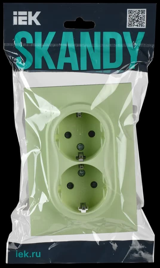 Розетка двойная с заземлением, защитными шторками и рамкой IEK SKANDY SK-R24-16-K06-F (мятный), фото 2