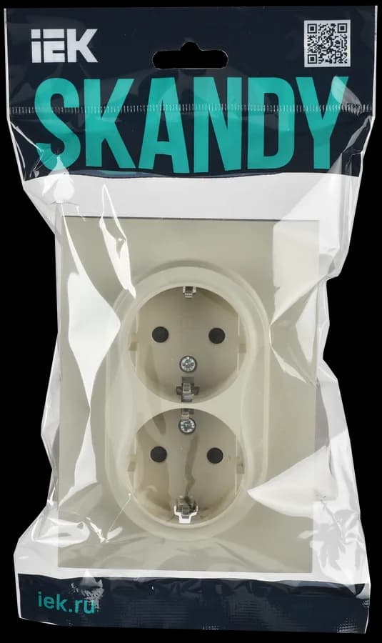 Розетка двойная с заземлением, защитными шторками и рамкой IEK SKANDY SK-R24-16-K10-F (бежевый), фото 2