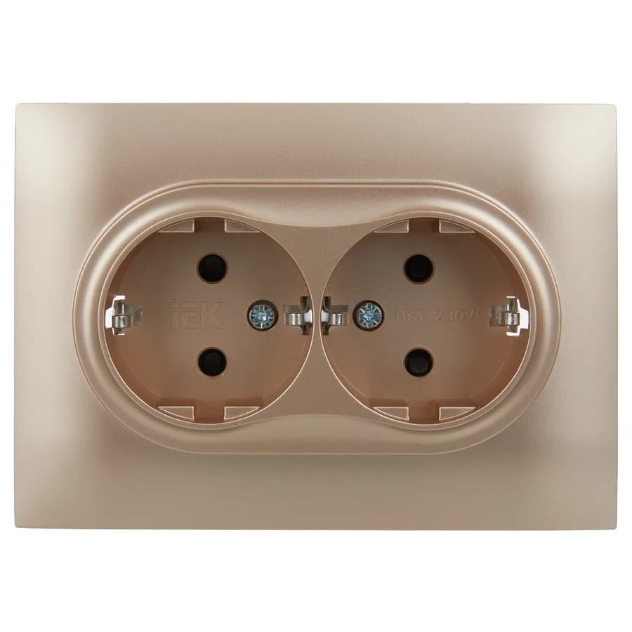 Розетка двойная с заземлением, защитными шторками и рамкой IEK SKANDY SK-R24-16-K98-F (песочный), фото 3