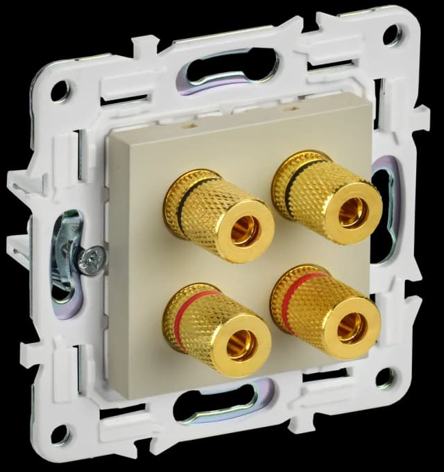 Розетка четырёхместная аудио IEK SKANDY SK-S40-K10 (бежевый)