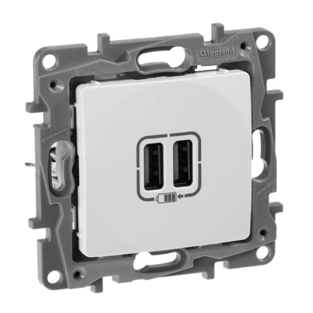 Розетка 2xUSB Legrand Etika 672294 (белый)