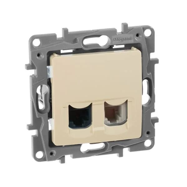 Розетка компьютерная RJ45 + RJ11 кат.5e Legrand Etika 672352 (слоновая кость)