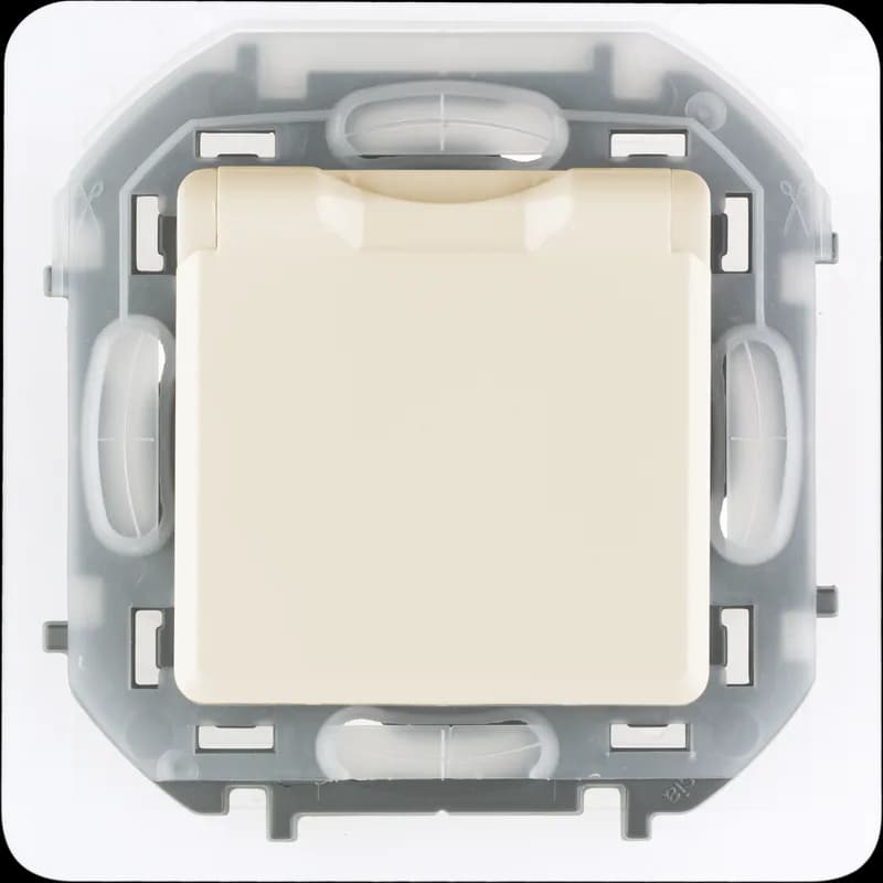 Розетка с заземлением со шторками с крышкой влагозащищённая IP44 Legrand Inspiria 673741 (слоновая кость)