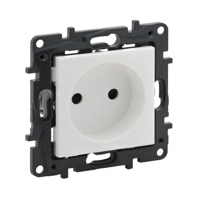 Розетка без заземления Legrand Structura 764200 (белый)