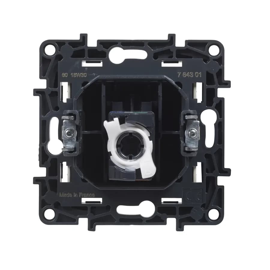 Розетка компьютерная RJ45 кат.5e Legrand Structura 764301 (слоновая кость)