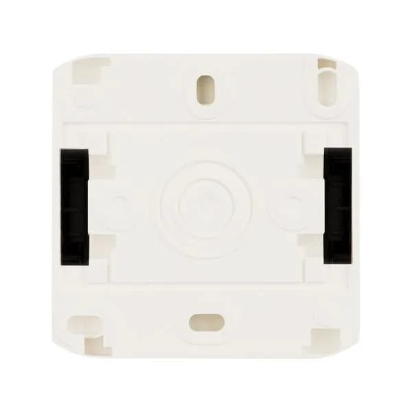 Розетка с заземлением со шторками влагозащищённая IP44 Legrand Quteo 782321 (белый), фото 2