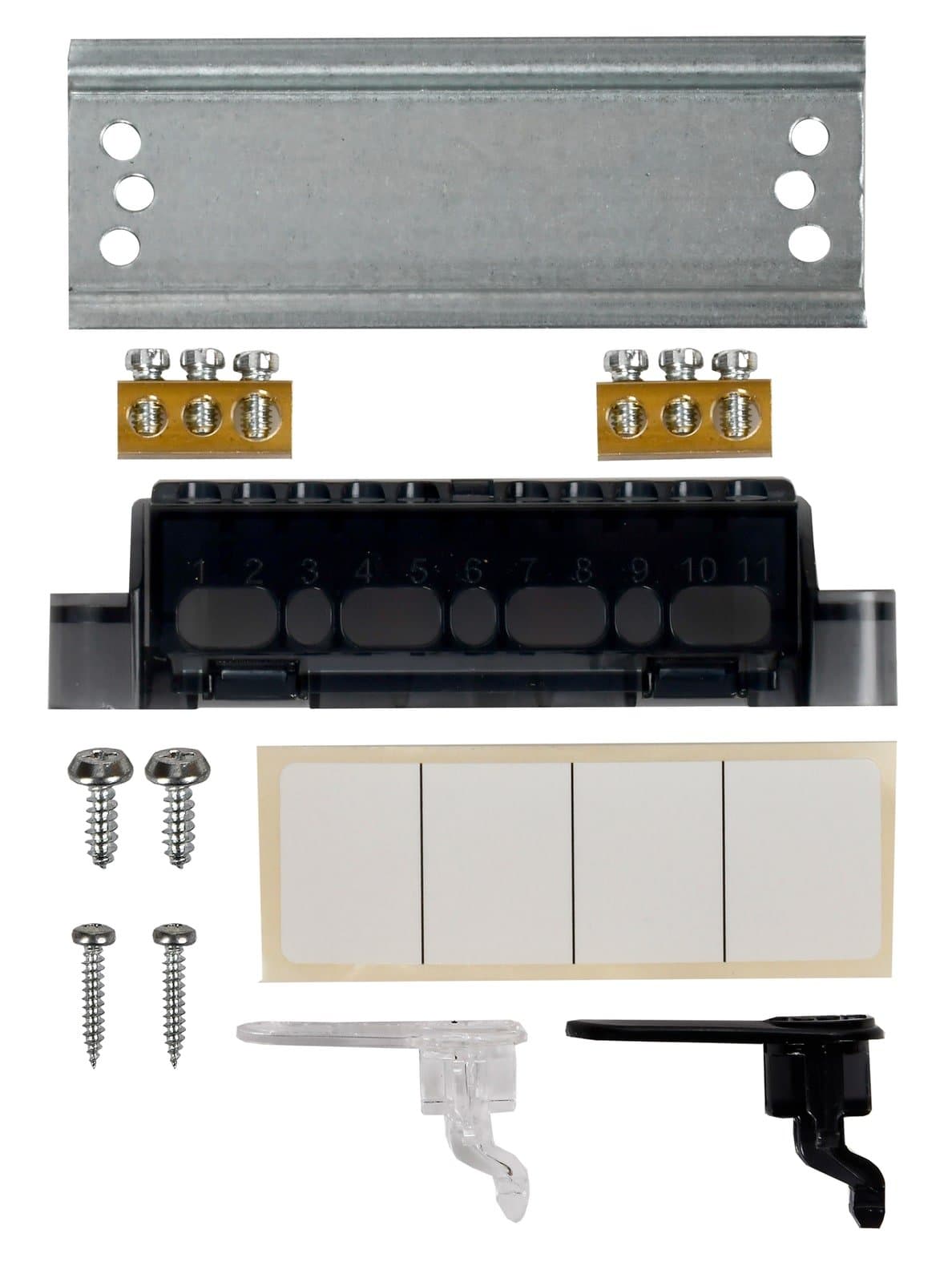 Бокс пластиковый навесной IEK UNION Compact UIC-KP12-N-04-41-K01, ЩРН-П-4, на 4 модуля, 1 ряд, черная прозрачная дверь, IP41, белый