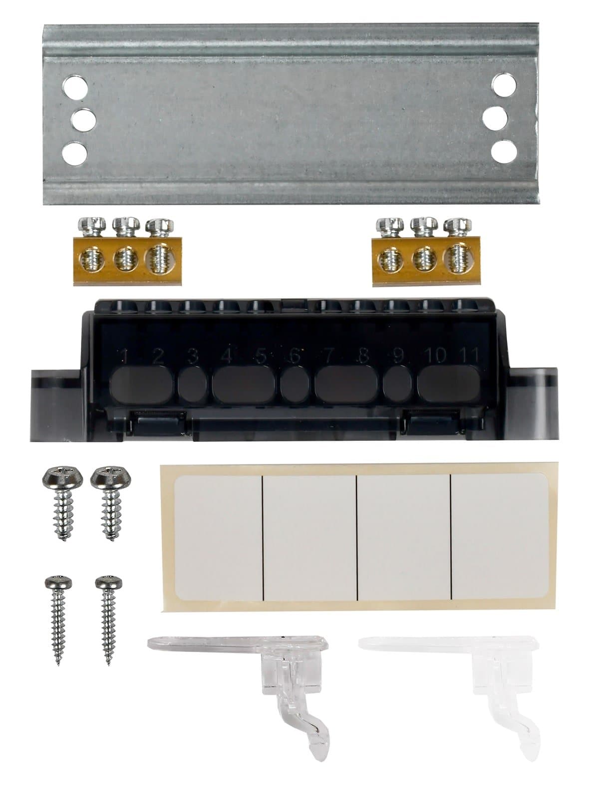 Бокс пластиковый навесной IEK UNION Compact UIC-KP13-N-04-41-K01, ЩРН-П-4, на 4 модуля, 1 ряд, белая дверь, IP41, белый