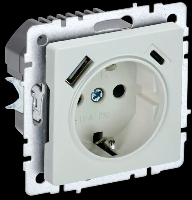 Розетка USB с заземлением и защитными шторками IEK BRITE BR-R14-16-U22-018-K36 (жемчужный)