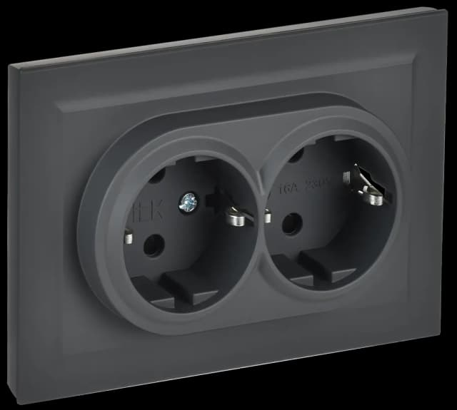 Розетка двойная с заземлением, защитными шторками и рамкой IEK BRITE BR-R24-16-K53-F (графит)