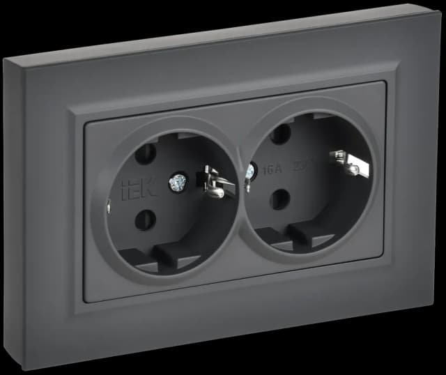 Розетка двойная с заземлением, защитными шторками и рамкой IEK BRITE BR-R28-16-K53-F (графит)
