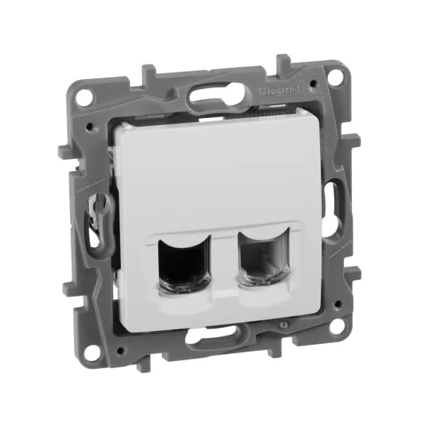 Розетка компьютерная RJ45 + RJ11 кат.5e Legrand Etika 672252 (белый)
