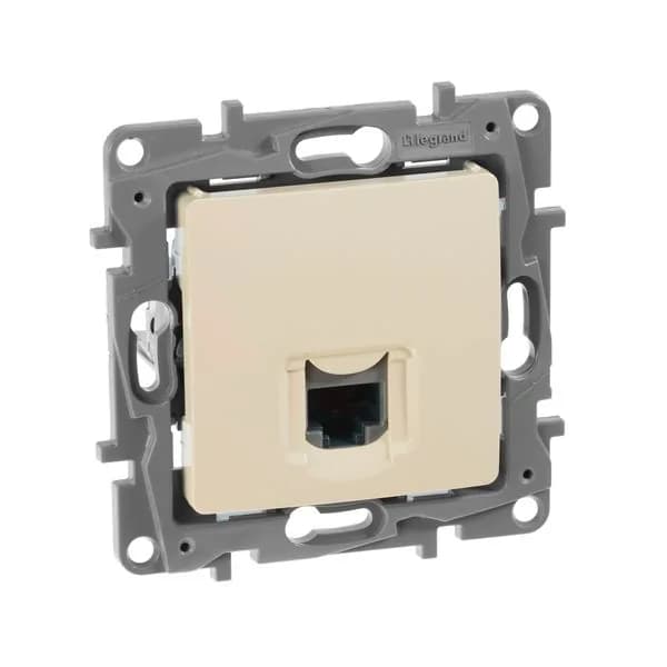 Розетка компьютерная RJ45 кат.5e Legrand Etika 672341 (слоновая кость)