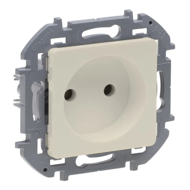 Розетка без заземления Legrand Inspiria 673711 (слоновая кость)