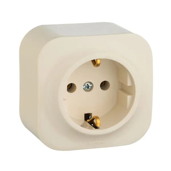 Розетка с заземлением Legrand Quteo 782241 (слоновая кость)